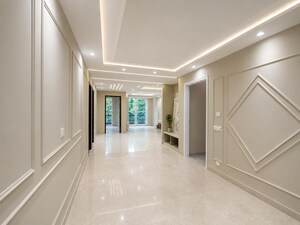 Building Lobby in 4 BHK Builder Floor at Ansal API Versalia, Sector 67a – for Sale