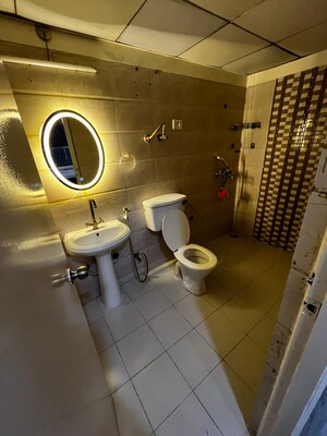 Team Area in 2 BHK Apartment at Saya Zion, Sector 4 Greater Noida – for Rent