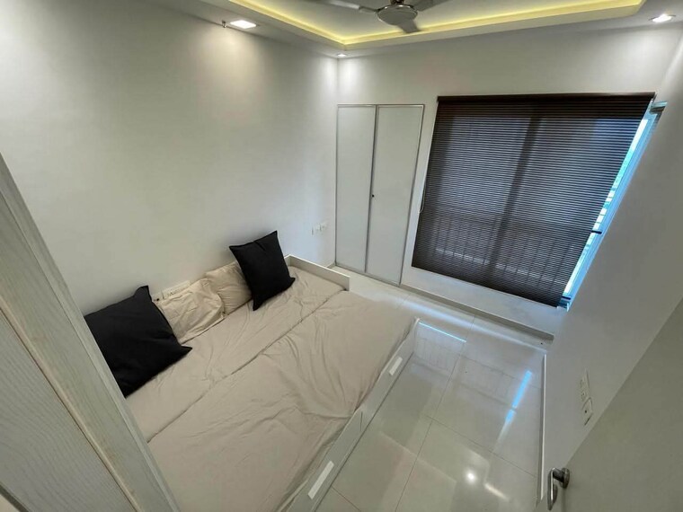 Living Room, rustomjee-urbania-azziano 2 Bedroom 930 Sq.Ft. Apartment In Thane West Thane 10562409