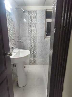 Bathroom in 2 BHK Apartment at Gardenia Gateway, Sector 75 – for Rent