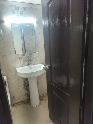 Bathroom in 2 BHK Apartment at Gardenia Gateway, Sector 75 – for Rent