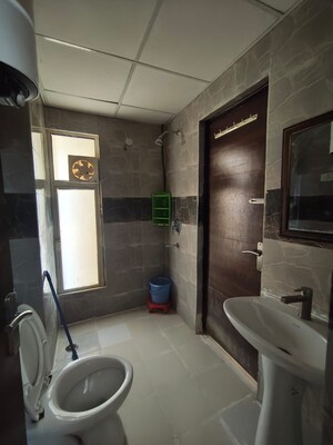Team Area in 2 BHK Apartment at Supertech Eco Village II, Sector 16b Greater Noida – for Rent