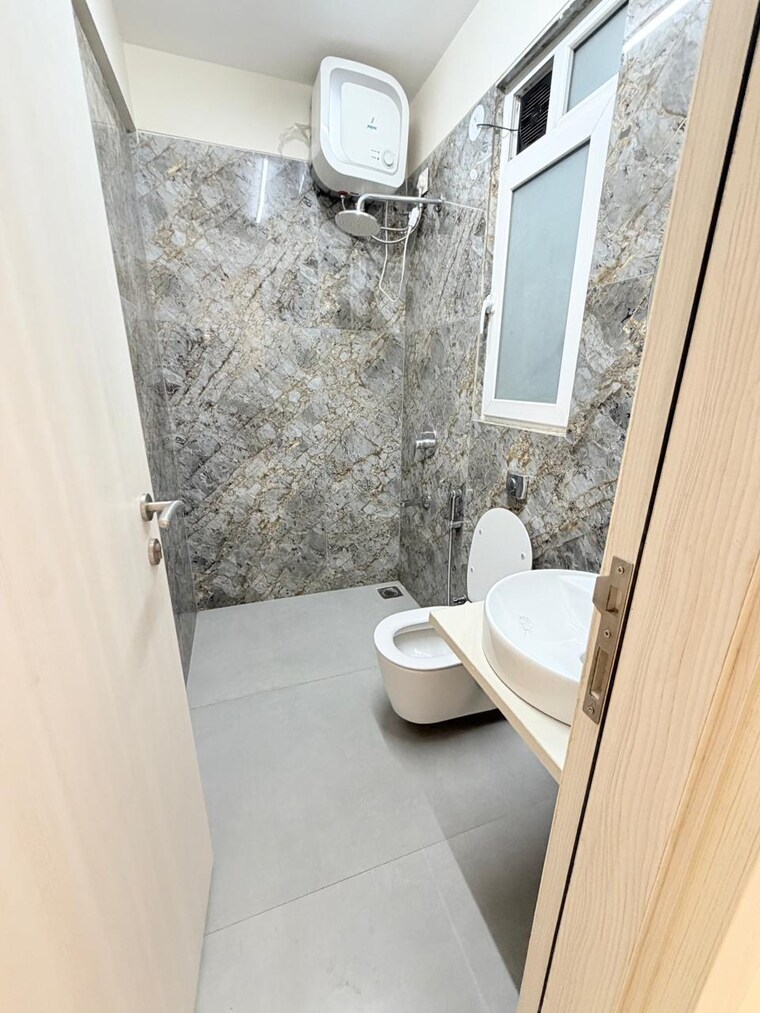 Bathroom, concrete-sai-samast 2 Bedroom 750 Sq.Ft. Apartment In Chembur Mumbai 10562473