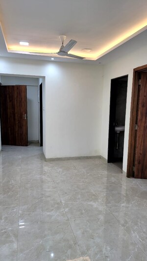 Room in 3 BHK Apartment at Dream Arihant Niwara Sky, Sion – for Sale