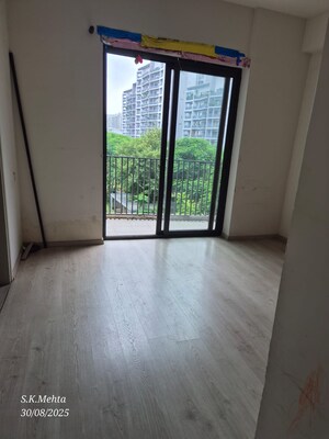 Room in 3 BHK Apartment at Ireo Skyon, Sector 60 – for Rent
