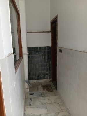 Bathroom in 1 RK Independent House at Sector 23 – for Rent