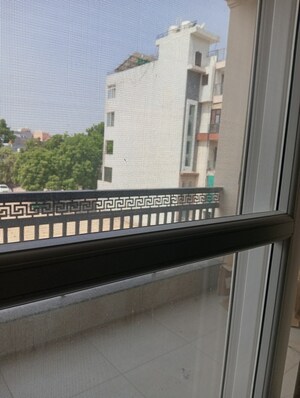 Balcony in 1 BHK Independent House at Sector 23 – for Rent