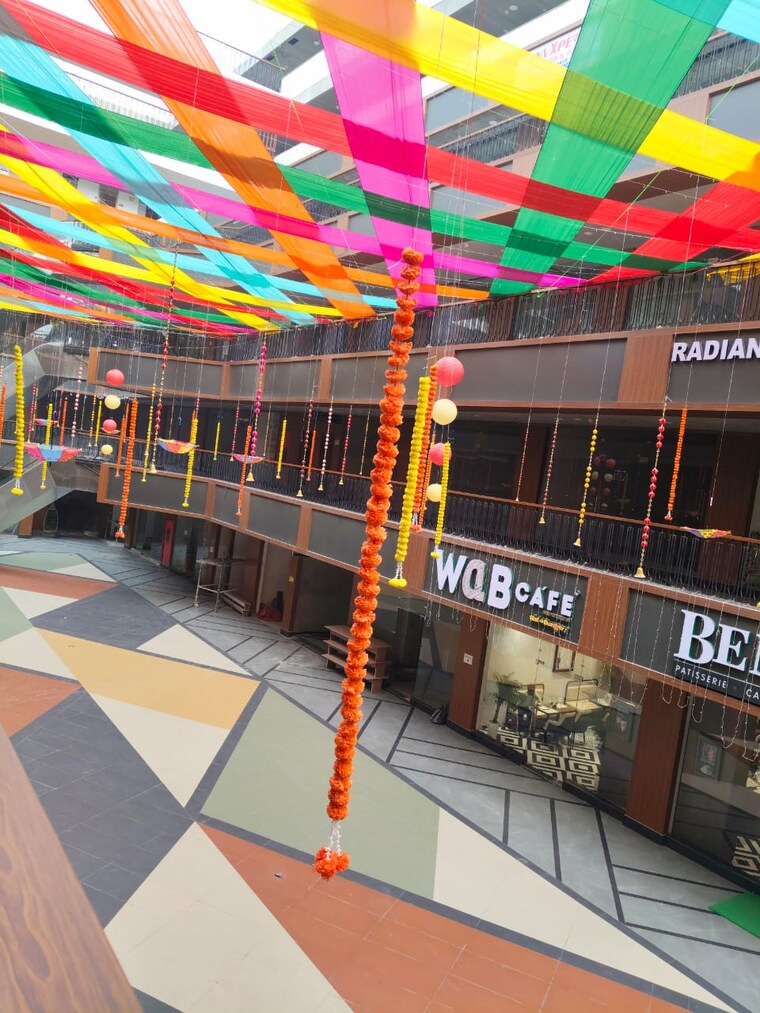 Exterior View, sunrise-sun-twilight-metro-street Commercial Shop 480 Sq.Ft. In Sector 27 Yamuna Expressway Greater Noida 10562568