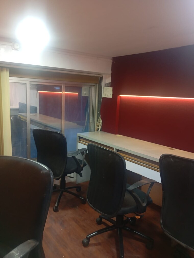 Team Area, haware-fantasia Commercial Office Space 456 Sq.Ft. In Vashi Sector 28 Navi Mumbai 10562577
