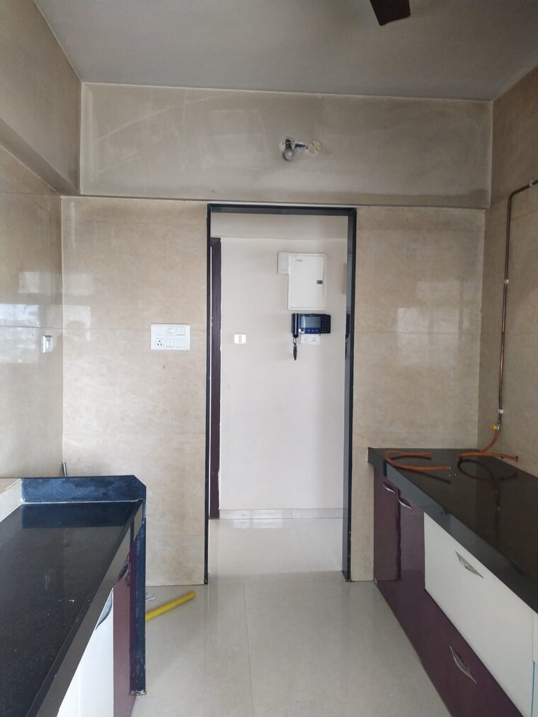 Kitchen, kabra-aurum 3 Bedroom 1092 Sq.Ft. Apartment In Goregaon West Mumbai 10562594
