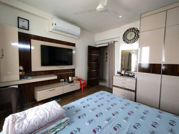 Bedroom, m3m-woodshire 3 Bedroom 2768 Sq.Ft. Apartment In Sector 107 Gurgaon 10562601
