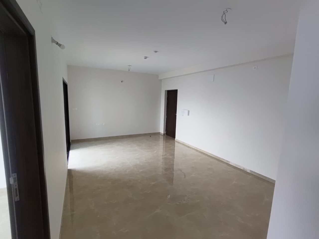 Room in 2 BHK Apartment at Duville Riverdale Grove, Kharadi – for Rent