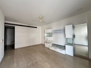 Room in 4 BHK Apartment at Abw La Lagune, Sector 54 – for Rent