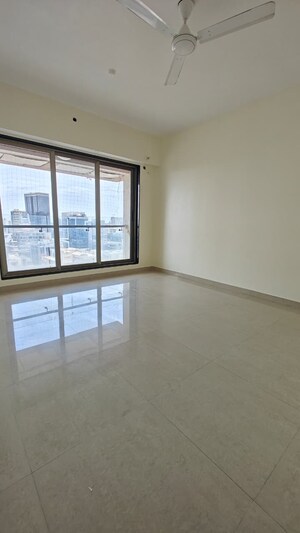 Room in 2 BHK Apartment at DLH New Chandra CHS, Andheri West – for Sale