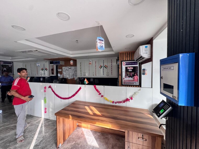 Kitchen, good-earth-city-center-mall Commercial Office Space 924 Sq.Ft. In Sector 50 Gurgaon 10562734