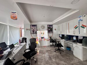 Team Area in  Office Space at Good Earth City Center Mall, Sector 50 – for Rent