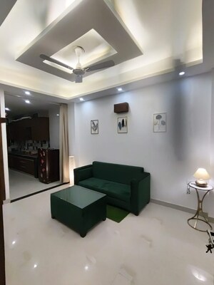 Team Area in 3 BHK Builder Floor at Sector 46 – for Rent
