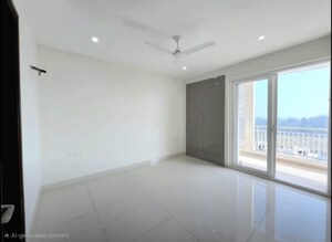 Room in 3 BHK Apartment at Pir Machalla – for Sale