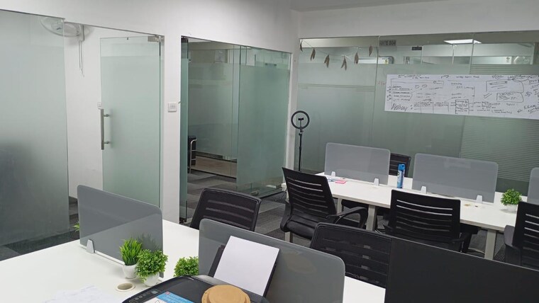 Team Area, sector 63 Commercial Office Space 680 Sq.Ft. In Sector 63 Noida 10562767