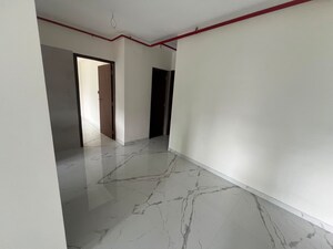 Room in 2 BHK Apartment at Shri Ganesh Royal Altezza, Ghatkopar East – for Rent