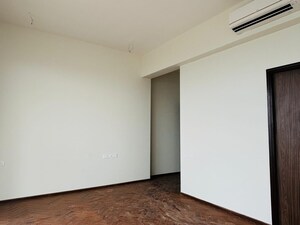 Room in 2 BHK Apartment at Romell Aether, Goregaon East – for Rent