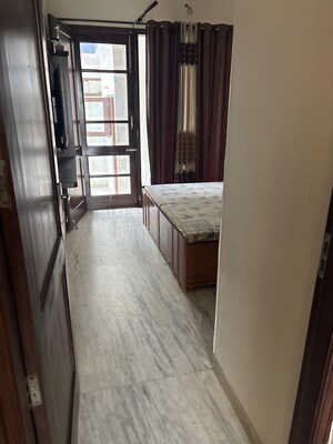 1 RK Builder Floor For Rent in Sector 86
