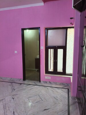 Room in 2 BHK Builder Floor at Sector 51 – for Rent