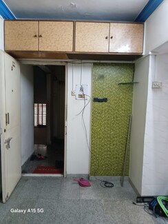 2 BHK + Store Room Apartment For Rent in Shree Krishna Heights Malad