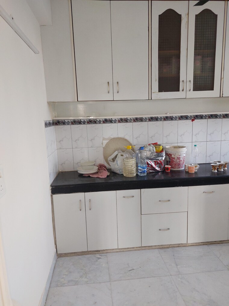 Kitchen, sector 23 3 Bedroom 1550 Sq.Ft. Builder Floor In Sector 23 Gurgaon 10562839