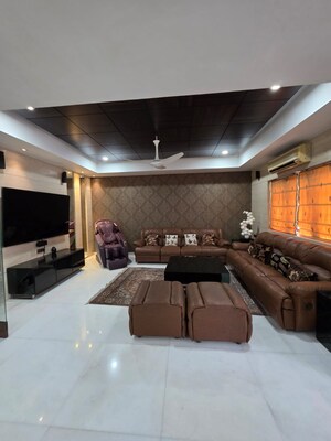 4 BHK Apartment For Sale in Lokhandwala Victoria, Worli