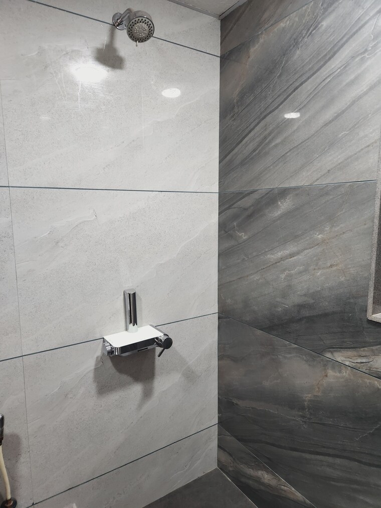 Bathroom, kumar-palmspring-towers 2 Bedroom 833 Sq.Ft. Apartment In Undri Pune 10562843