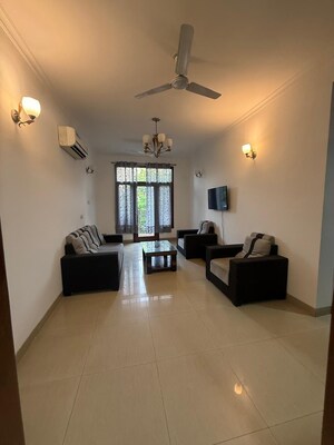 3 BHK Builder Floor For Rent in Defence Colony