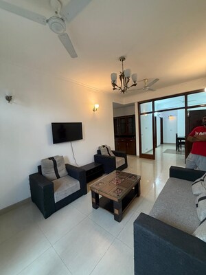 Living Room in 3 BHK Builder Floor at Defence Colony – for Rent