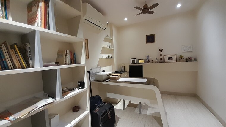 Team Area, dsr-reganti 4 Bedroom 3250 Sq.Ft. Apartment In Madhapur Hyderabad 10562866