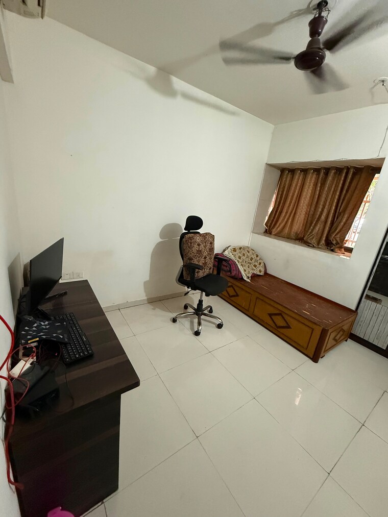Living Room, lodha-splendora-platino 3 Bedroom 1080 Sq.Ft. Apartment In Ghodbunder Road Thane 10562871