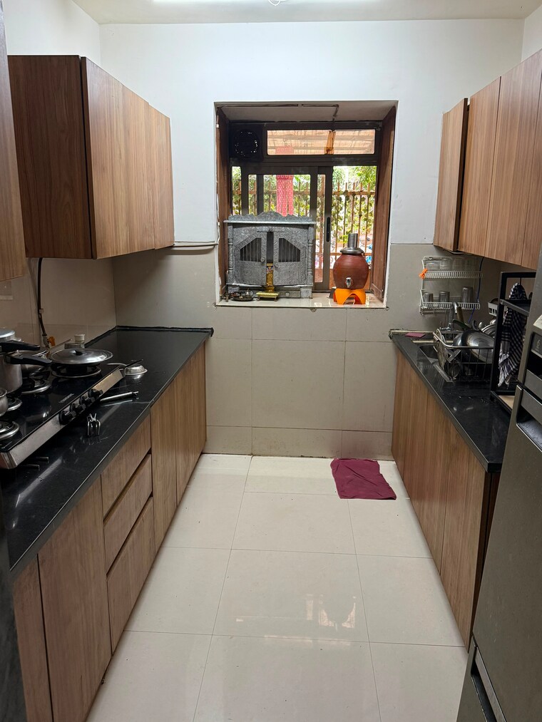 Kitchen, lodha-splendora-platino 3 Bedroom 1080 Sq.Ft. Apartment In Ghodbunder Road Thane 10562871