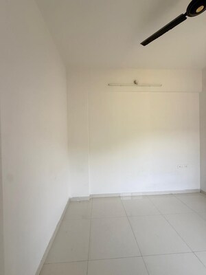 Room in 2.5 BHK Apartment at Saheel Itrend Homes Phase 2, Hinjewadi – for Rent