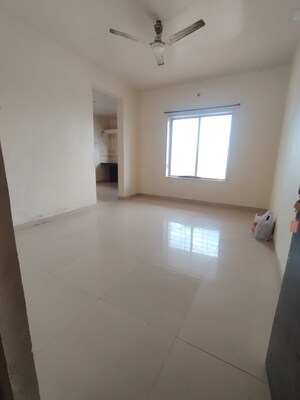 Room in 2 BHK Apartment at Kumar Paradise Pune, Magarpatta City – for Sale