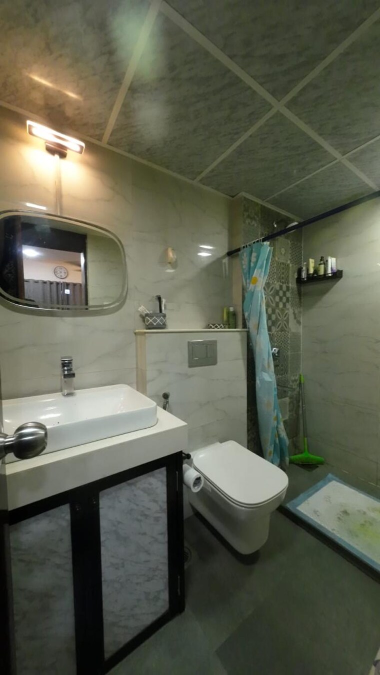 Bathroom, rhythm-serenity-heights 2 Bedroom 800 Sq.Ft. Apartment In Andheri East Mumbai 10562981