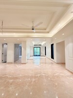4 BHK + Prayer Room,Servant Room,Study Room,Basement 383 Sq.Yd. Builder Floor in Nehru Enclave