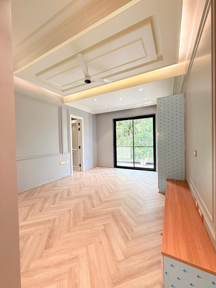 Bedroom, nehru enclave 4 Bedroom 383 Sq.Yd. Builder Floor In Nehru Enclave Delhi 10563022