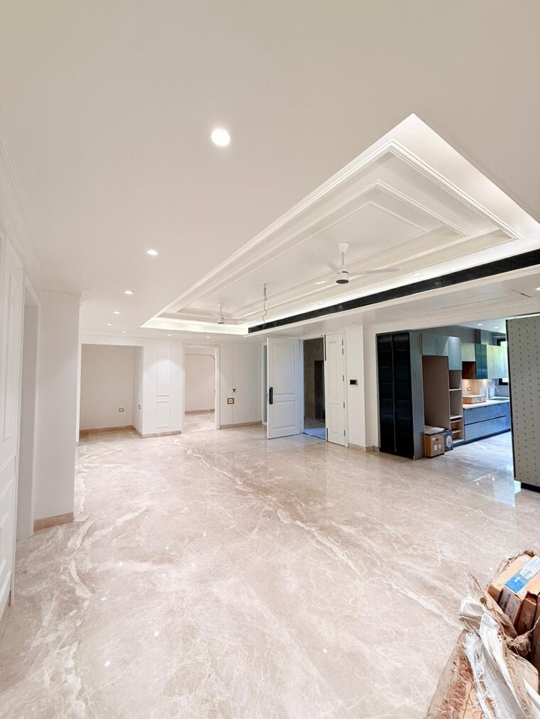 Living Room, nehru enclave 4 Bedroom 383 Sq.Yd. Builder Floor In Nehru Enclave Delhi 10563022