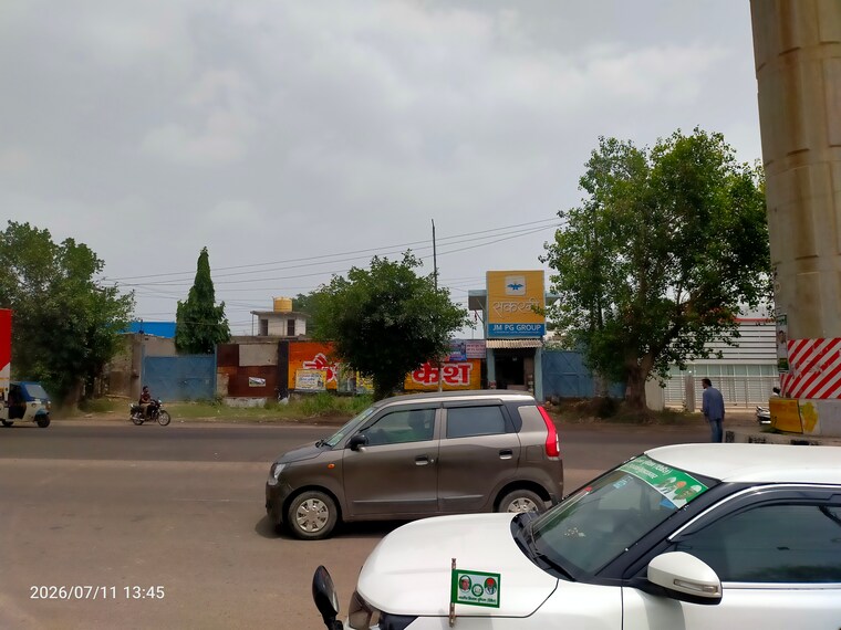  Parking, murad nagar Commercial Showroom 8000 Sq.Ft. In Murad Nagar Ghaziabad 10563044