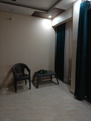 Bedroom in 2 BHK Independent House at Deva Road – for Rent