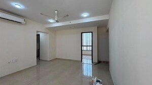 Room in 2.5 BHK Apartment at Piramal Vaikunth Cluster 1, Balkum Pada – for Rent