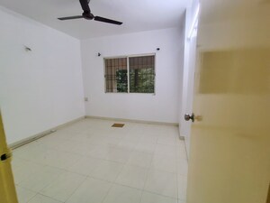 Room in 3 BHK Apartment at Pimple Saudagar – for Sale