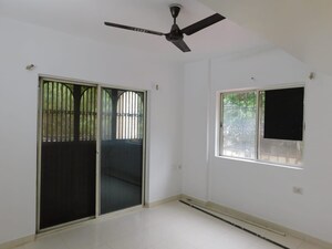 Room in 3 BHK Apartment at Pimple Saudagar – for Sale