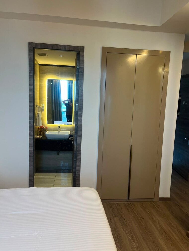 Room, elan-mercado Studio 685 Sq.Ft. Apartment In Sector 80 Gurgaon 10563082
