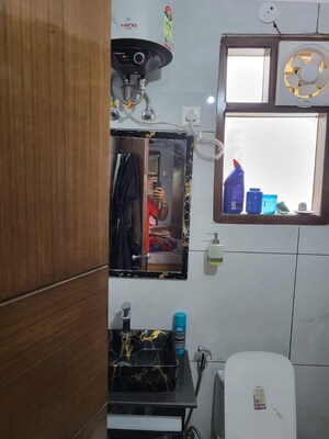 Furnished Amenities in 3 BHK Builder Floor at Sector 21 – for Rent