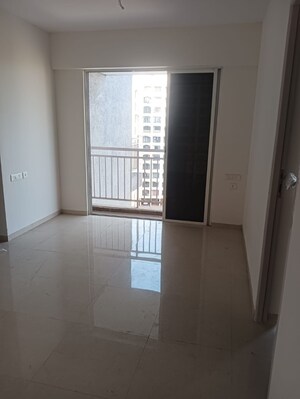 Room in 1 BHK Apartment at Durga Imperial, Kalyan East – for Rent